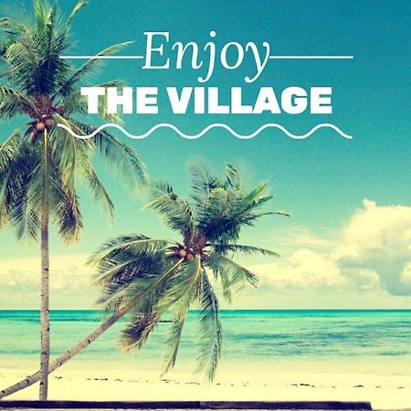 The Village アンジュナ エクステリア 写真