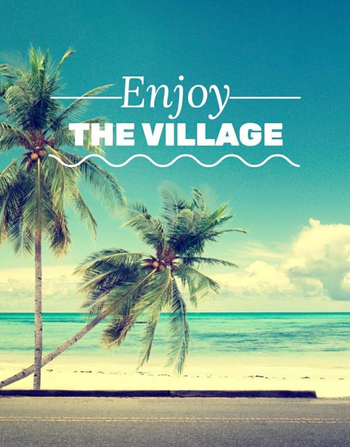The Village アンジュナ エクステリア 写真